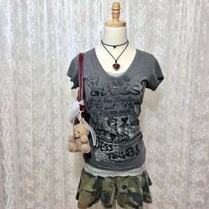 Y2K Guess Jeans Grey V Neck Shirt Logo Graphic Size Medium Grunge 2000s